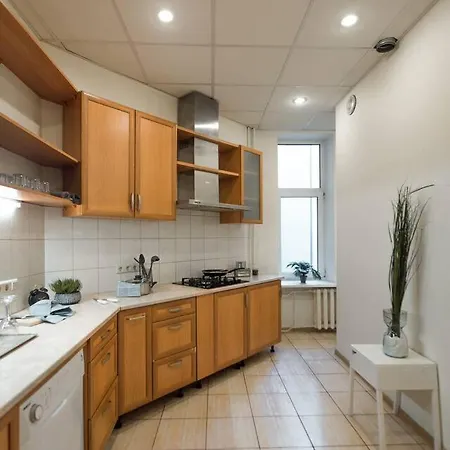 4-bedroom - Gertrudes Street 아파트 *