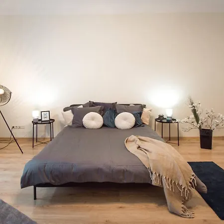 4-bedroom - Gertrudes Street 아파트 *